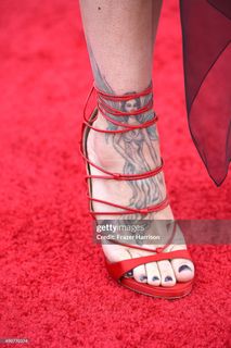 Jillian Michaels feet photo thumbnail