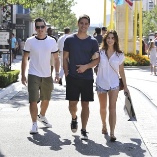 Jillian Murray feet photo thumbnail