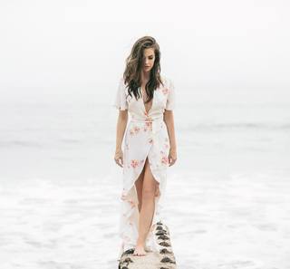 Jillian Murray feet photo thumbnail