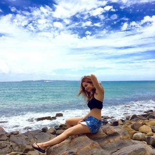 Jillian Murray feet photo thumbnail