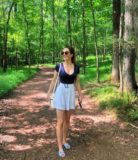 Jillian Murray feet photo thumbnail