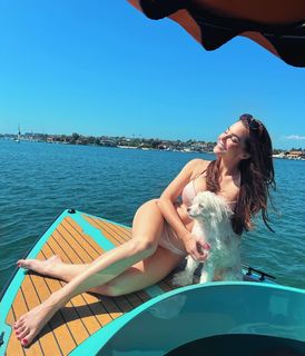 Jillian Murray feet photo thumbnail