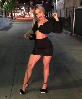 Jilly Anais feet photo thumbnail