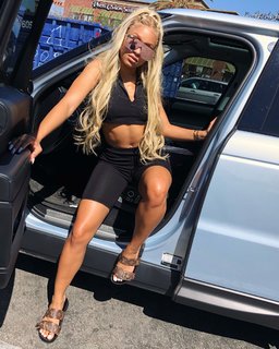 Jilly Anais feet photo thumbnail