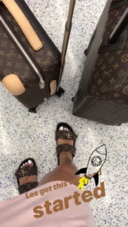 Jilly Anais feet photo thumbnail