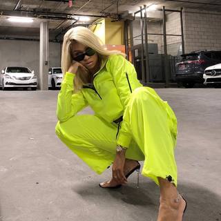 Jilly Anais feet photo thumbnail