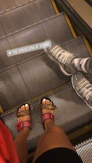 Jilly Anais feet photo thumbnail