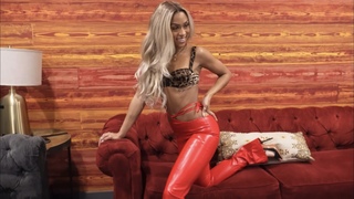 Jilly Anais feet photo thumbnail