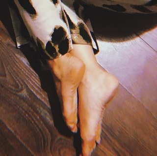 Jimena Barón feet photo 1