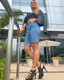 Jimena Barón feet photo 2