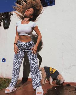 Jimena Barón feet photo 9