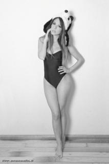 Jimena Sánchez feet photo thumbnail