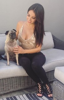 Jimena Sánchez feet photo thumbnail