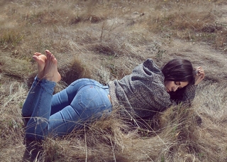 Jimena Sánchez feet photo thumbnail