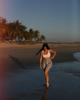 Jimena Sánchez feet photo thumbnail