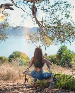 Jimena Sánchez feet photo thumbnail