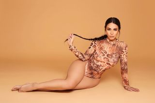 Jimena Sánchez feet photo thumbnail