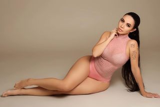 Jimena Sánchez feet photo thumbnail