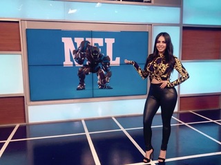 Jimena Sánchez feet photo thumbnail