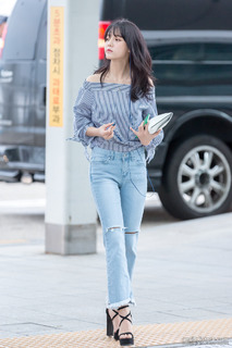 Jimin Shin feet photo 4