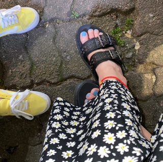 Jimin Shin feet photo 2