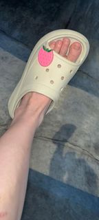 Jimin Shin feet photo 4
