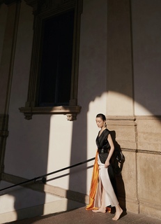 Jingchu Zhang feet photo 10