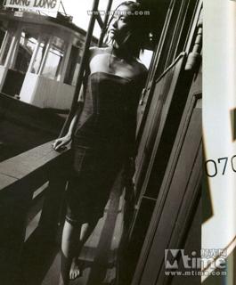 Jinglei Xu feet photo 7