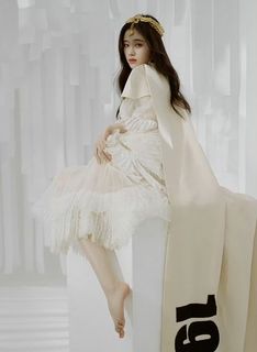 Jingyi Ju feet photo 18