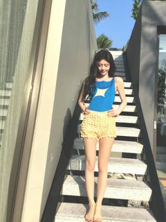 Jingyi Ju feet photo 4