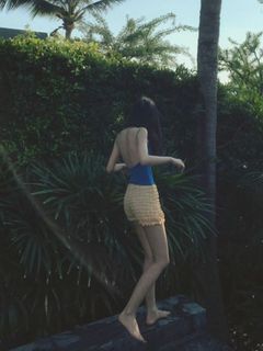 Jingyi Ju feet photo 3