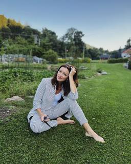 Jitka Boho feet photo 6