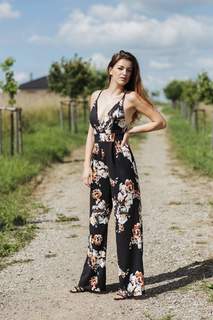 Jitka Boho feet photo 19
