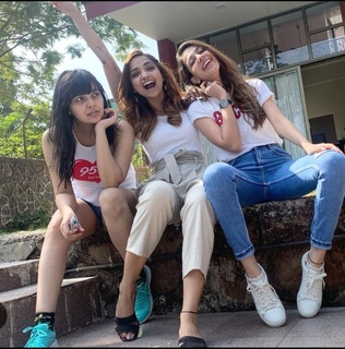 Jiya Shankar feet photo 17