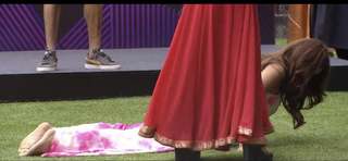 Jiya Shankar feet photo 9