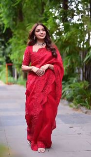 Jiya Shankar feet photo 1