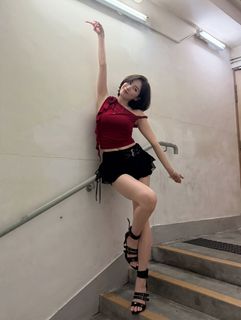 Jiyoung Kang feet photo 1