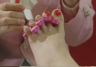 Jo Bo-ah feet photo 1