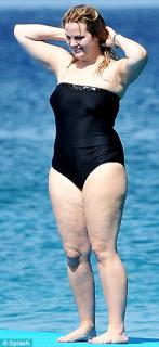 Jo Joyner feet photo thumbnail