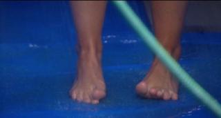 Jo Joyner feet photo thumbnail