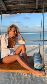 Jo Squillo feet photo 3