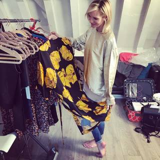 Jo Whiley feet photo 16
