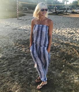 Jo Whiley feet photo 13