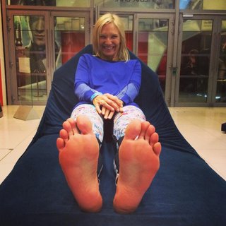 Jo Whiley feet photo 12