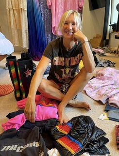 Jo Whiley feet photo 12