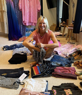 Jo Whiley feet photo 11