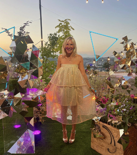 Jo Whiley feet photo 9