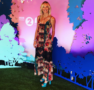 Jo Whiley feet photo 7
