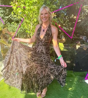 Jo Whiley feet photo 2