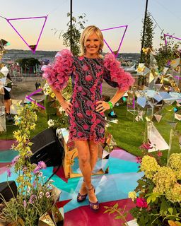 Jo Whiley feet photo 1